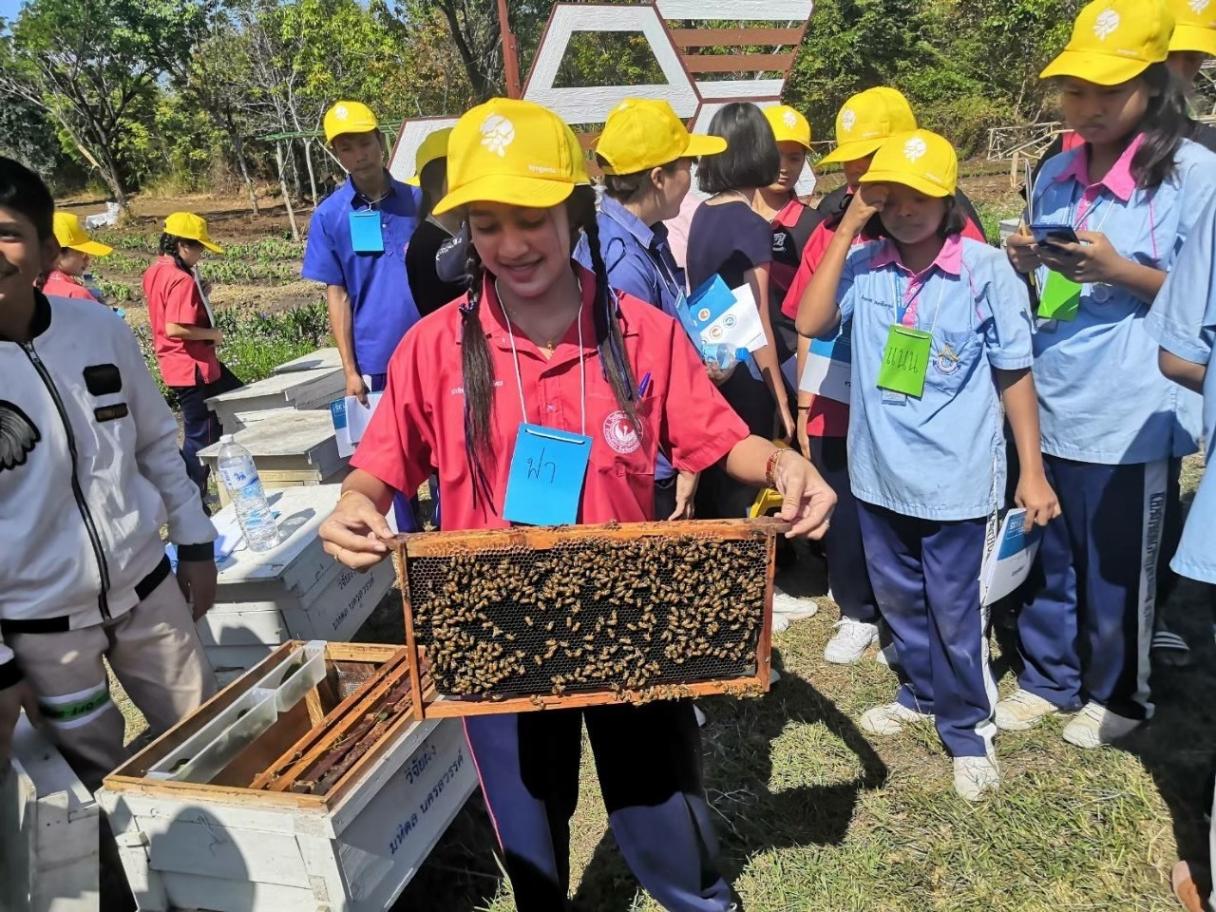 bee-love