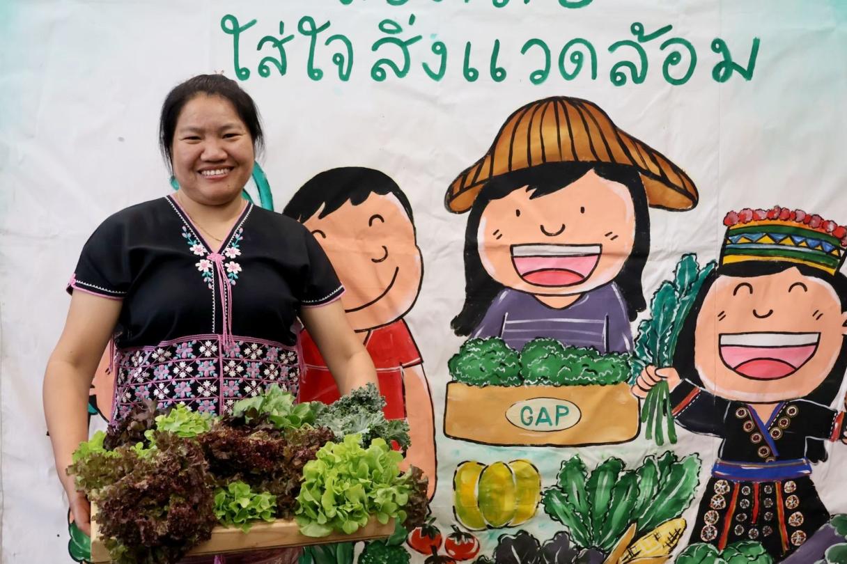 นางสาวพิสมัย พฤกษาฉิมพลี